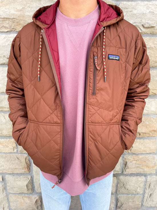 Load image into Gallery viewer, Patagonia: M&amp;#39;s Diamond Quilted Bomber Hoody - MEBN
