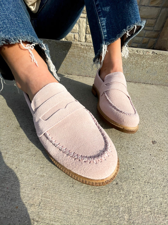 Load image into Gallery viewer, Kelsi Dagger: Lens Suede Loafer - Paloma
