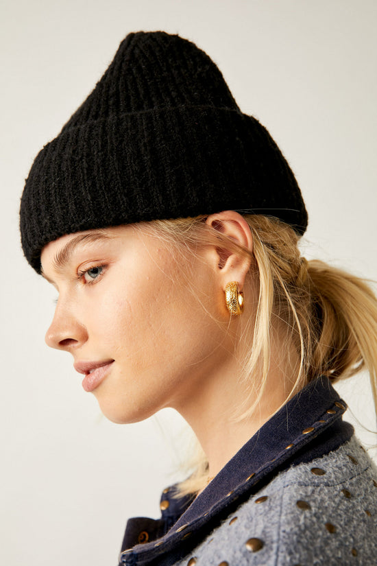 Load image into Gallery viewer, Free People: Harbor Marled Ribbed Beanie - Black
