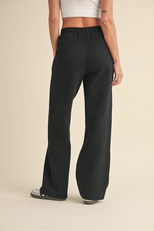 Chill Vibe Wide Leg Sweatpant - Black - Revel Boutique
