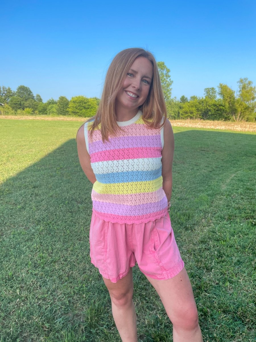 Free People: Get Free Poplin Pull On Shorts - Gumdrop - Revel Boutique