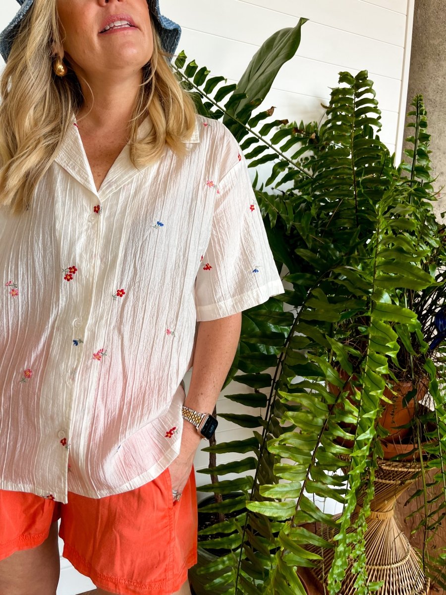 Free People: Get Free Poplin Pull On Shorts - Mandarin Red - Revel Boutique