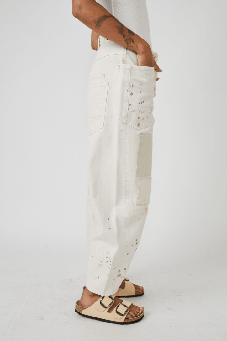 Free People: Moxie Low Slung Pull On Barrel - White - Revel Boutique