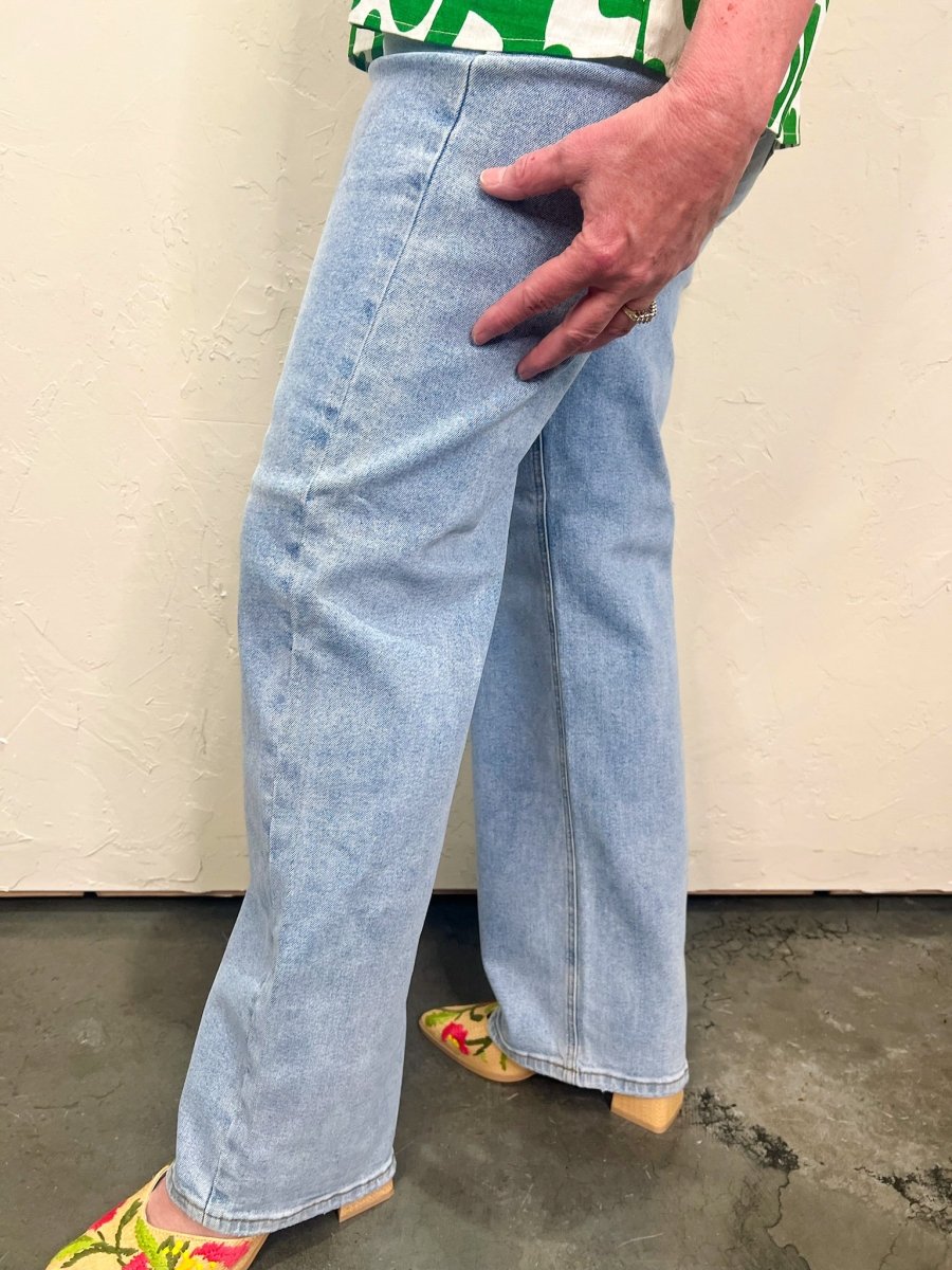 Heidi 90s Straight Jean - Revel Boutique