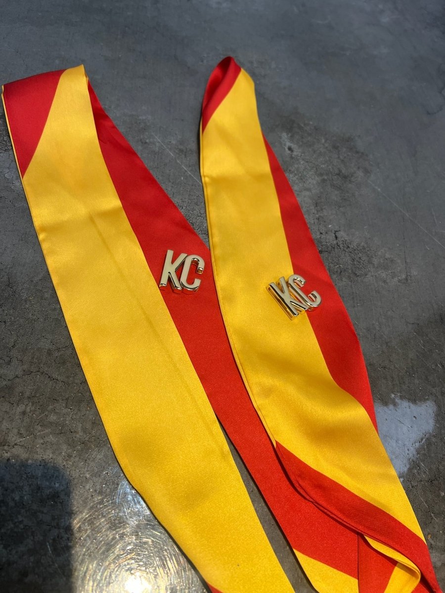 It Girl Twilly - Red/Gold - Revel Boutique