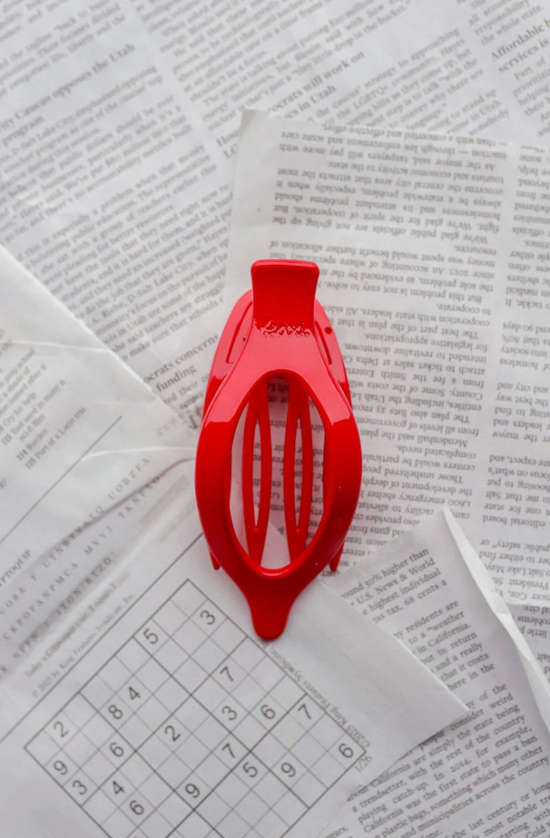 KAXI: Lay Down Claw 2.0 - Revel Boutique