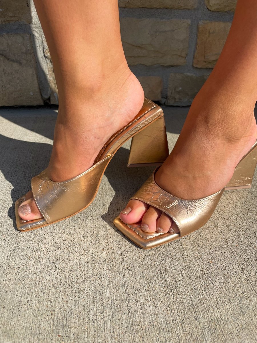 Matisse: Regan Heeled Sandal - Champagne - Revel Boutique