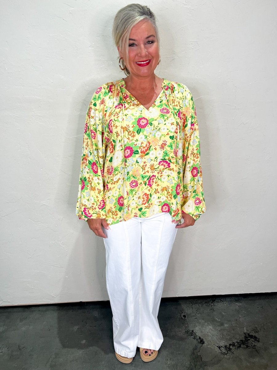Pickin' Daisies White Jeans - Revel Boutique