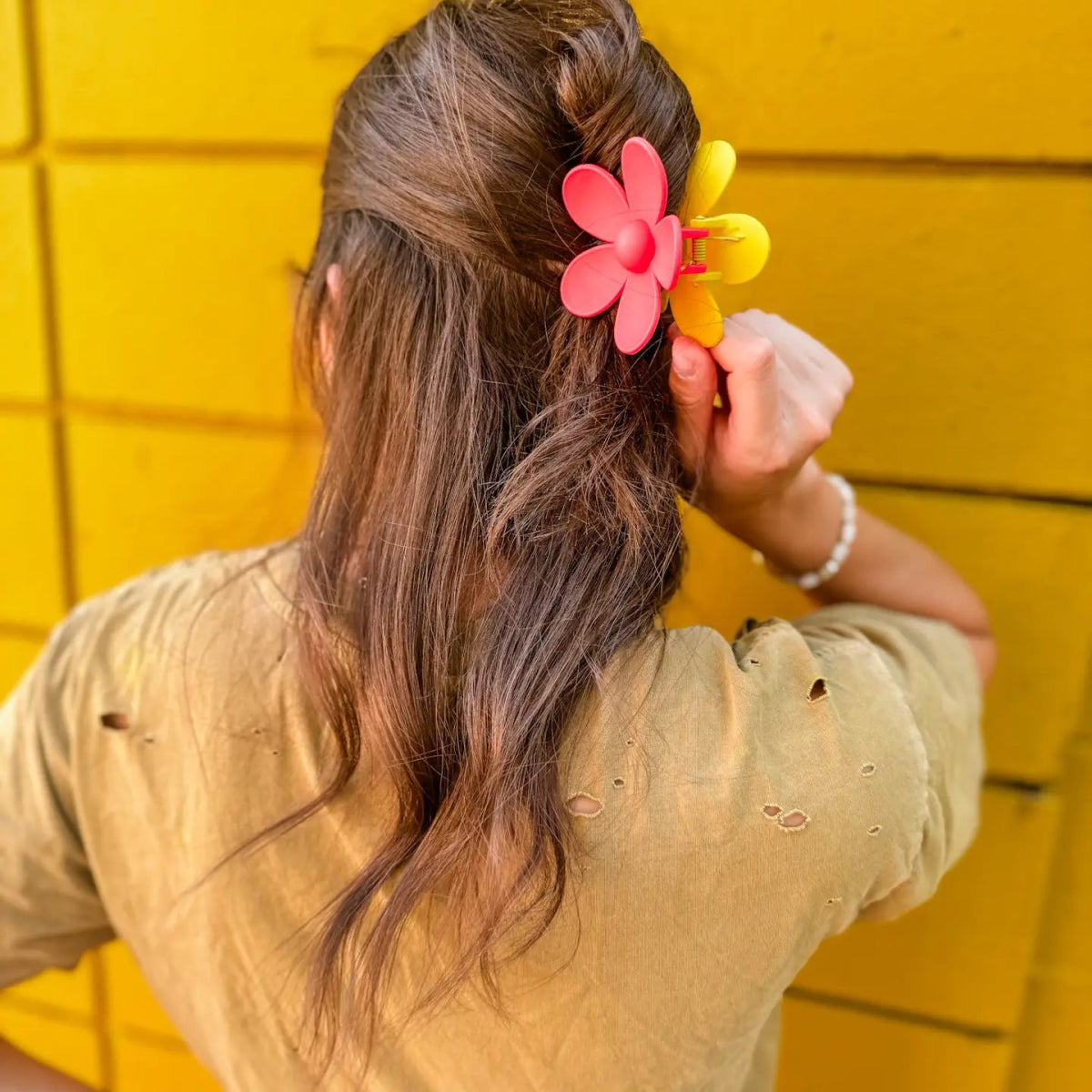 Red Kingdom Flower Clip - Revel Boutique