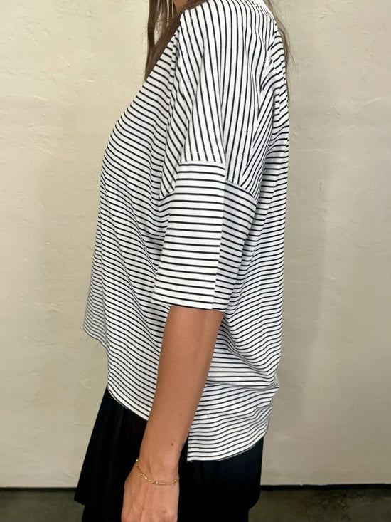 Streamline Stripe Top - Black - Revel Boutique