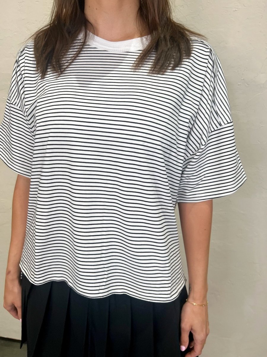 Streamline Stripe Top - Black - Revel Boutique