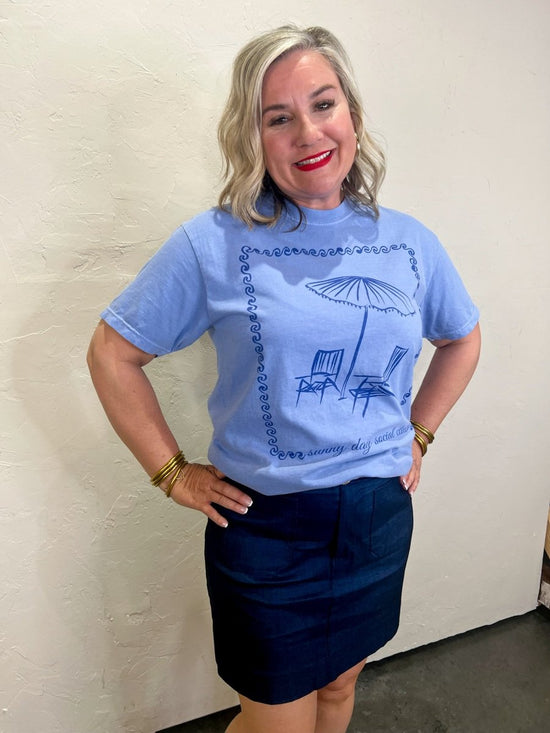 Sunny Day Social Club Tee - Revel Boutique
