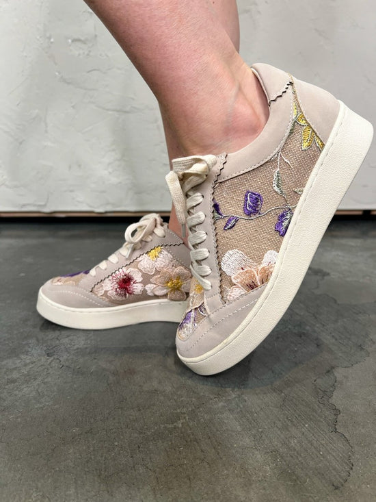 Tammi Applique Sneaker - Revel Boutique